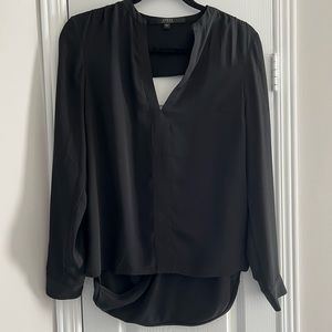 Guess long sleeve open back blouse